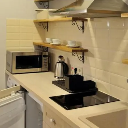 Апартаменты Happy Ugne, The Is In The Heart Of The Old Town, Self-check-in, Car-parking *